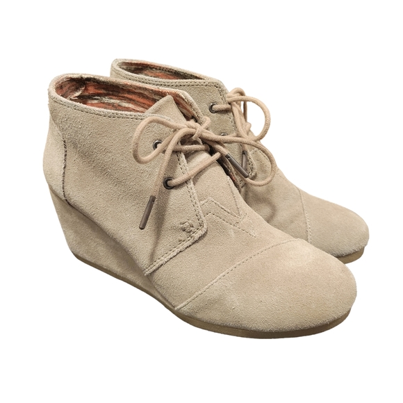 Toms Shoes - 💙EUC | TOMS | Desert Wedge Bootie | Size 9